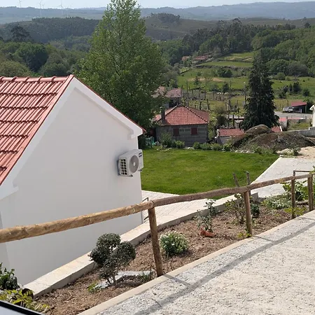 Casa Porta Da Frente Hébergement de vacances Pedraido